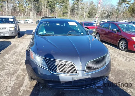 2014 Lincoln Mks Ecoboost z USA, uszkodzony, nr VIN 1LNHL9FT1EG605543